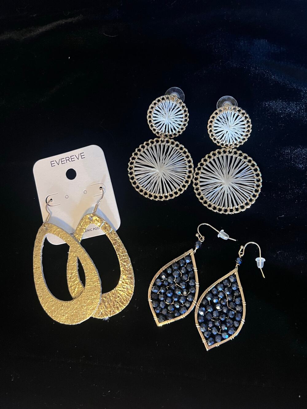 Bundle Evereve and Other Earrings Lightweight Luxe Style Glam Date Night Gold